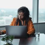 A new chief executive's program for the first 100 days